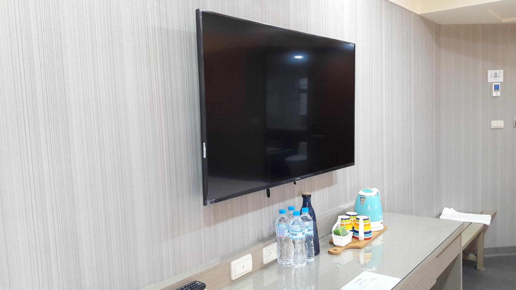 Mei Hotel Taichung Esterno foto