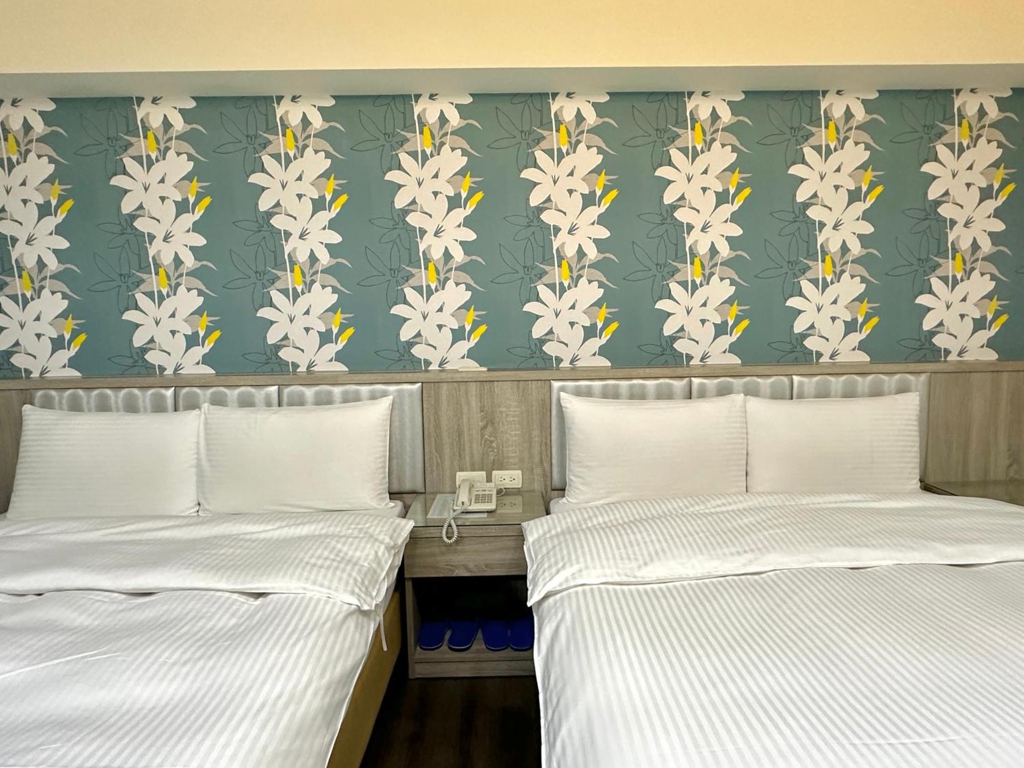 Mei Hotel Taichung Esterno foto